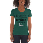 COMMITMEN  Women's Crew Neck T-shirt