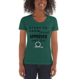 COMMITMEN  Women's Crew Neck T-shirt